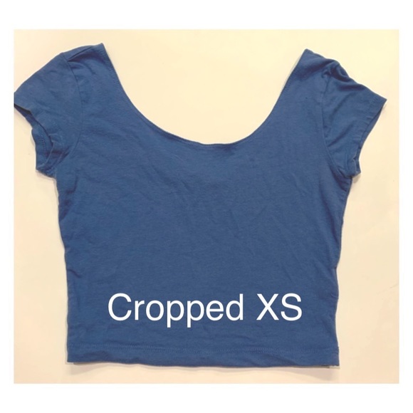 Bundle Top Bundle Set of four tops Hoodie, tees, crops Sizes XS S M - Picture 3 of 12